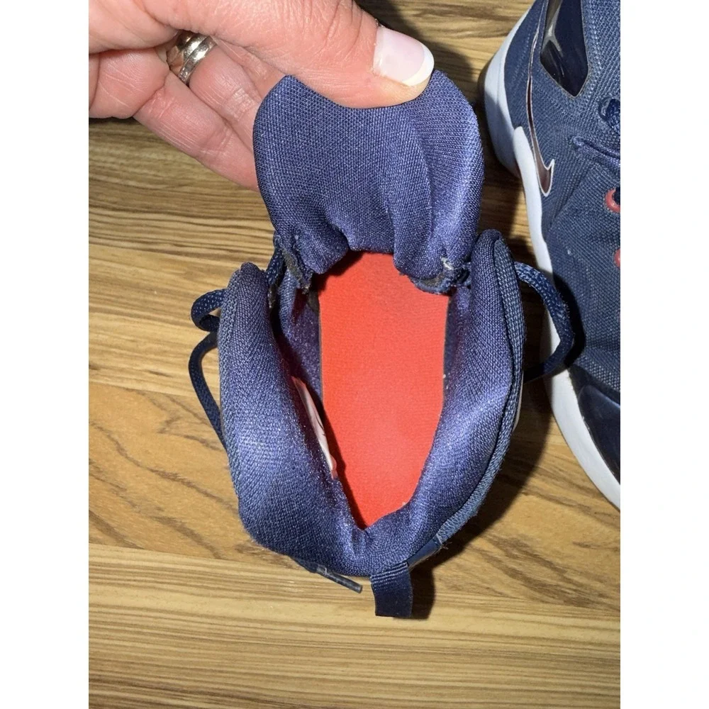 Nike LeBron 13 USA Shoes Size‎ 2Y 2 Kids Youth Boys Red White Blue
